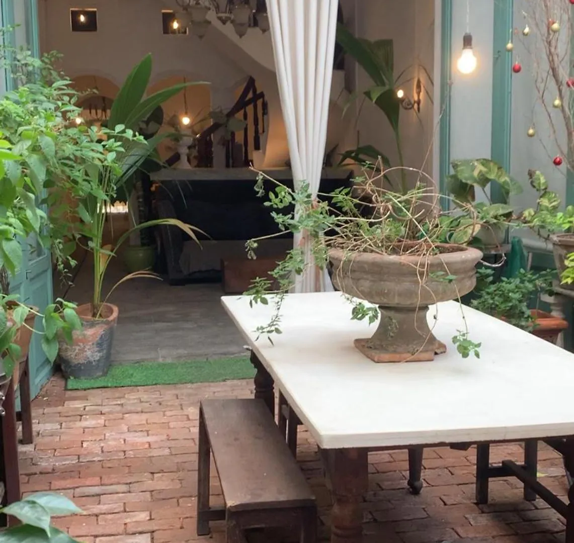 Bed and Breakfast Casa Cocore Charming Old Saigon House Ho Či Minovo Město Vietnam
